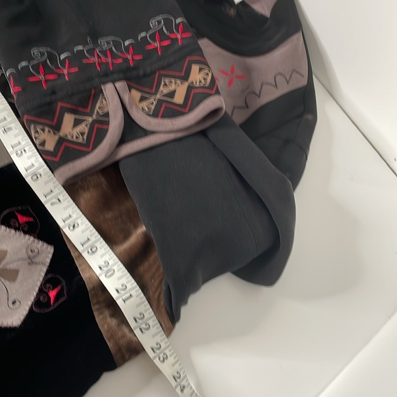 Chico’s Mixed Media Lined Jacket Silk, Velvet, Embroidered Sz 2 - Picture 7 of 8